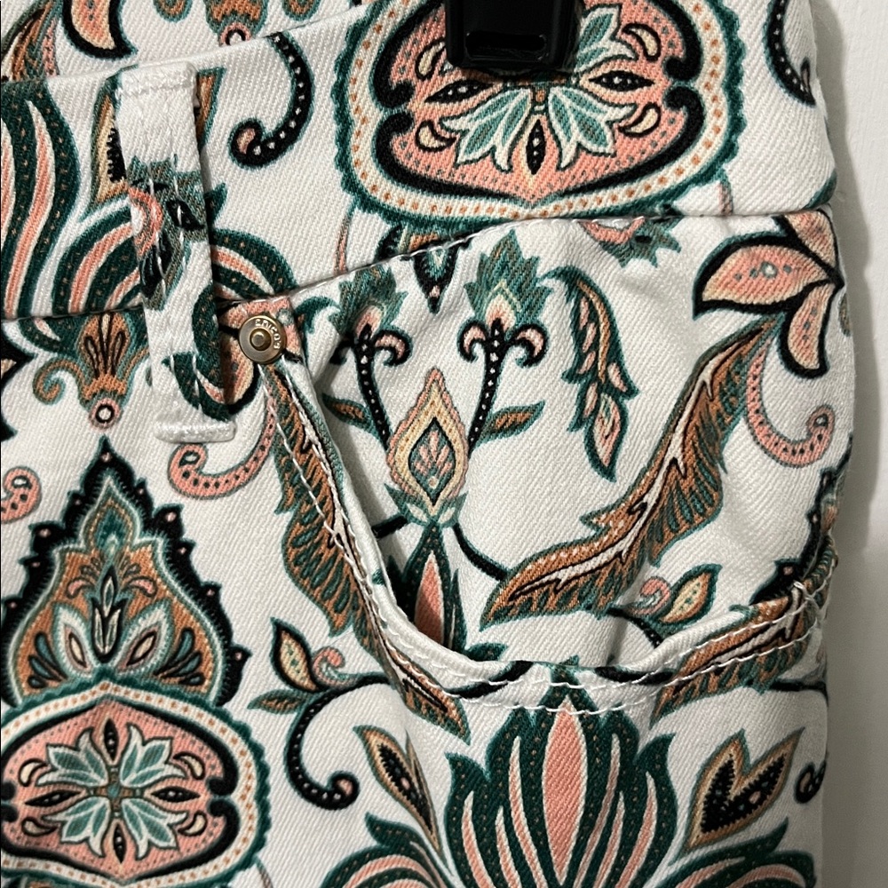 CHICOS Multicolor Patterned Chinos - Picture 3 of 7